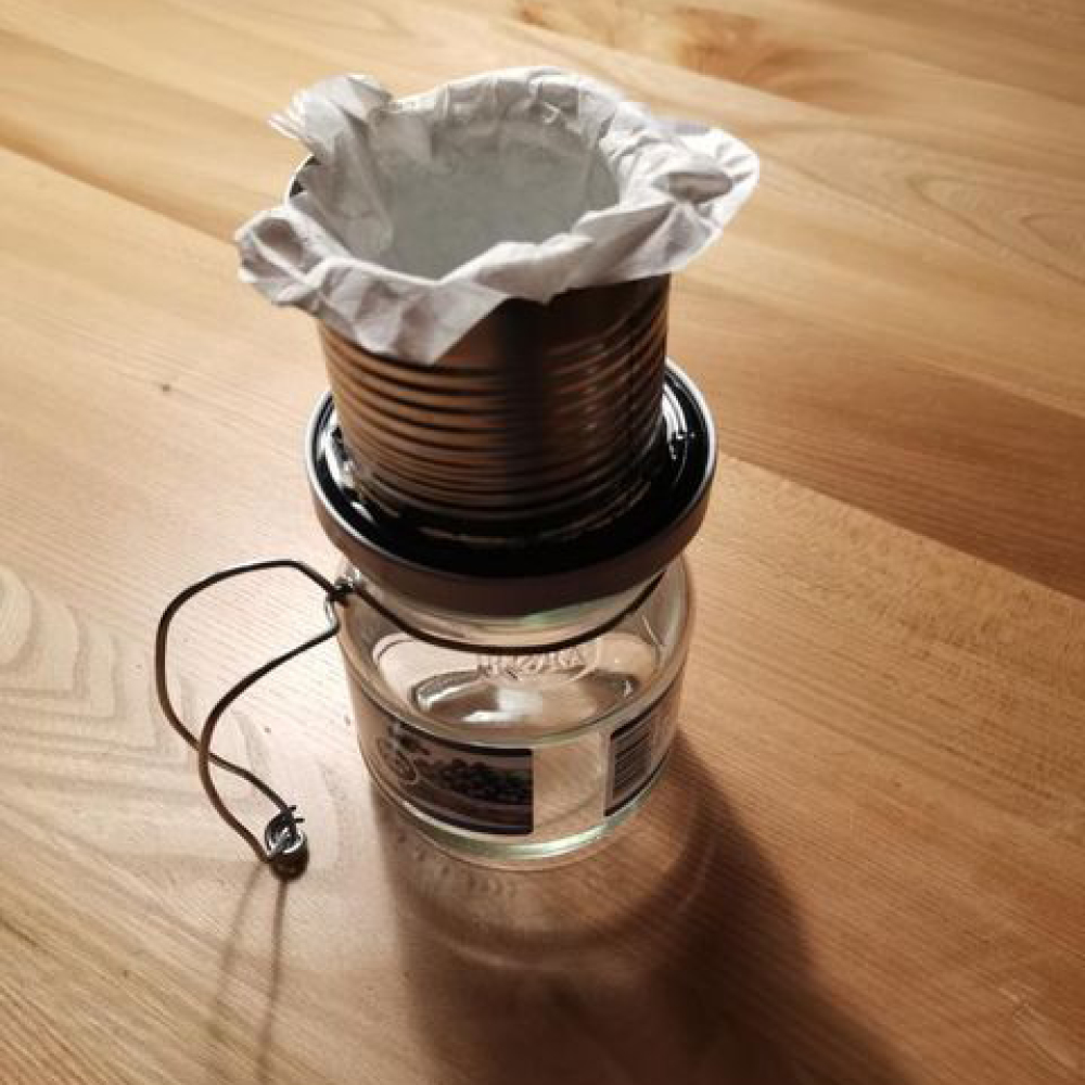 Slik lager man en DIY kaffetrakter av gjenbrukt glass!