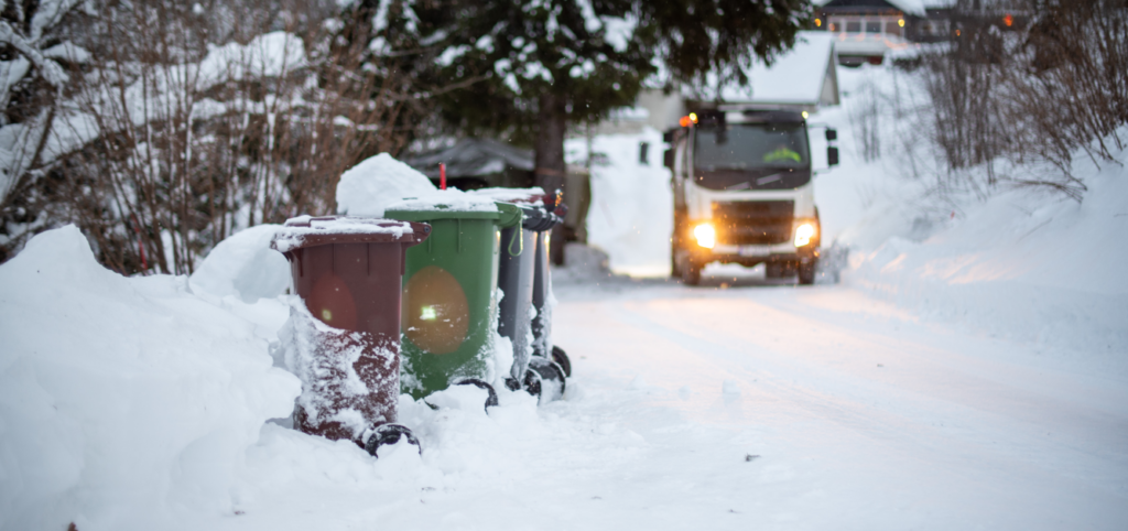 Slik sørger for at det blir lett å hente avfallsbeholderne dine på vinteren